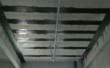 楼板碳​纤维加固