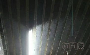 天花板开裂用碳纤维加固