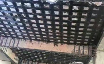 碳纤维修补天花板裂缝